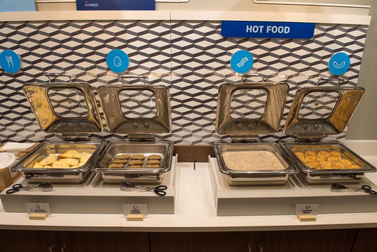 Holiday Inn Express & Suites - Louisville N - Jeffersonville By Ihg エクステリア 写真
